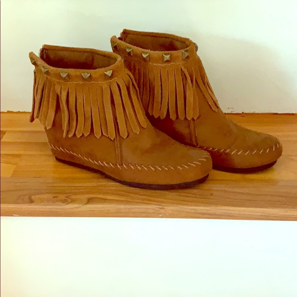 Gently used wedge booties